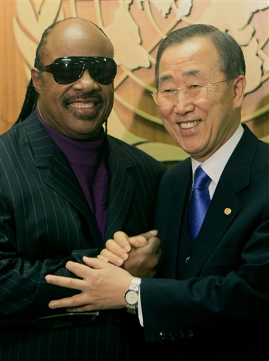Stevie Wonder and Banki Moon
